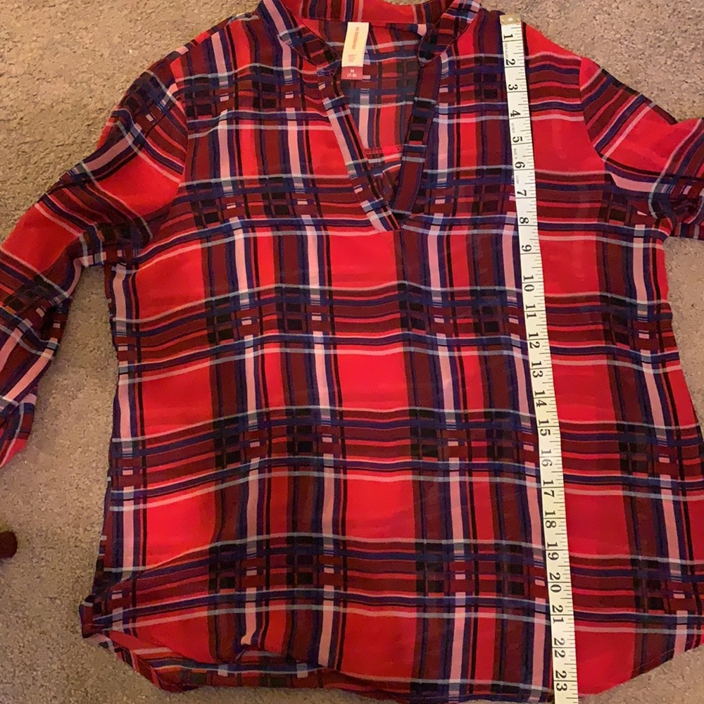 No Boundaries Sheer Red & Navy Blue Plaid V Neck Shirt Junior’s Medium - Picture 6 of 6